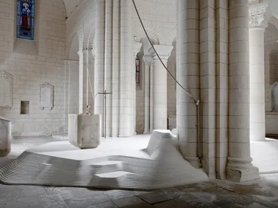 Choeur de l'église Saint-Hilaire à Melle - Mathieu Lehanneur (2011)