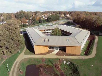 Groupe scolaire Simone-Veil à Vertou - Leibar Seigneurin Architectes (2025)