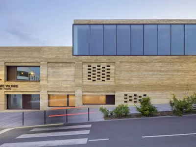 Groupe scolaire Voltaire à Châtenay-Malabry - a+ samueldelmas architectes (2024)