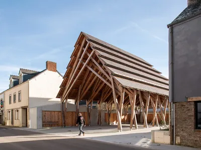 Halle de marché à Missillac - LAUS architectes (2023)
