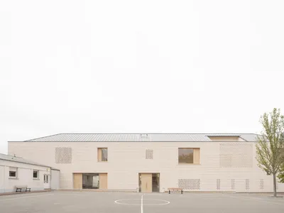 Groupe scolaire Lully Vauban à Versailles - Atelier Serge Joly (2024)