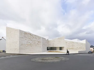 Pôle culturel "Cour et jardin" à Vertou - Atelier Stéphane Fernandez – Fernandez & Serres (2014)