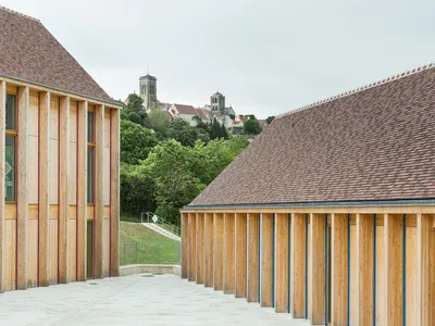 Maison de santé à Vézelay - BQ+A - Bernard Quirot (2014)