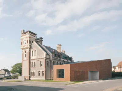 Réhabilitation et extension du Beffroi de Dives-sur-Mer - ACAU architectes (2023)