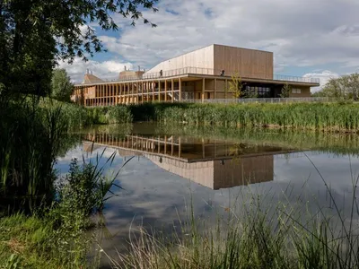 Pôle socio-culturel ARIA à Cornebarrieu - associer (atelierphilippemadec) (2017)