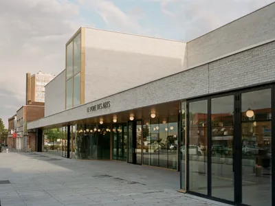 Cinéma et pôle culturel à Marcq-en-Barœul - atelier Hart Berteloot (2021)