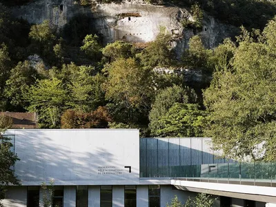 Pôle International de la Préhistoire aux Eyzies-de-Tayac - W-Architectures (2010)