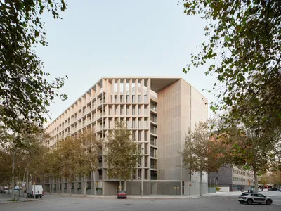 140 viviendas sociales à Barcelona - PERIS+TORAL ARQUITECTES (2024)