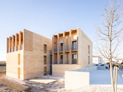 8 logements intermédiaires sociaux à Gignac-la-Nerthe - atelier Régis Roudil (2022)