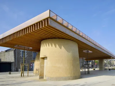Auvent à Dinan - F.au / Xavier Fouquet - Architecture Urbanisme (2020)