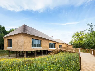 Centre Beautour à La Roche-sur-Yon - Guinée*Potin Architectes (2013)