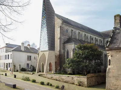 Campanile de l'église du Sacré-Cœur à Pont-Scorff - Le Local d'architecture (2026)